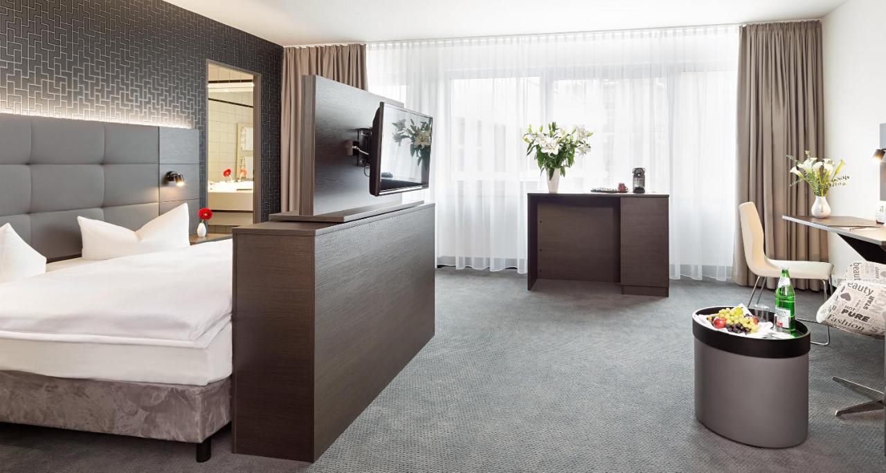 Victor'S Residenz-Hotel Berlin Tegel Εξωτερικό φωτογραφία