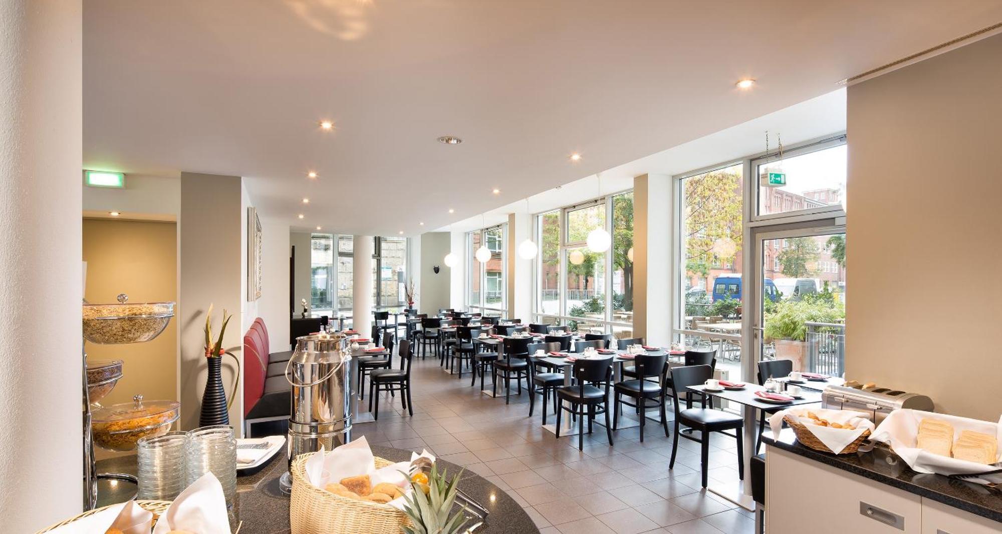 Victor'S Residenz-Hotel Berlin Tegel Εξωτερικό φωτογραφία