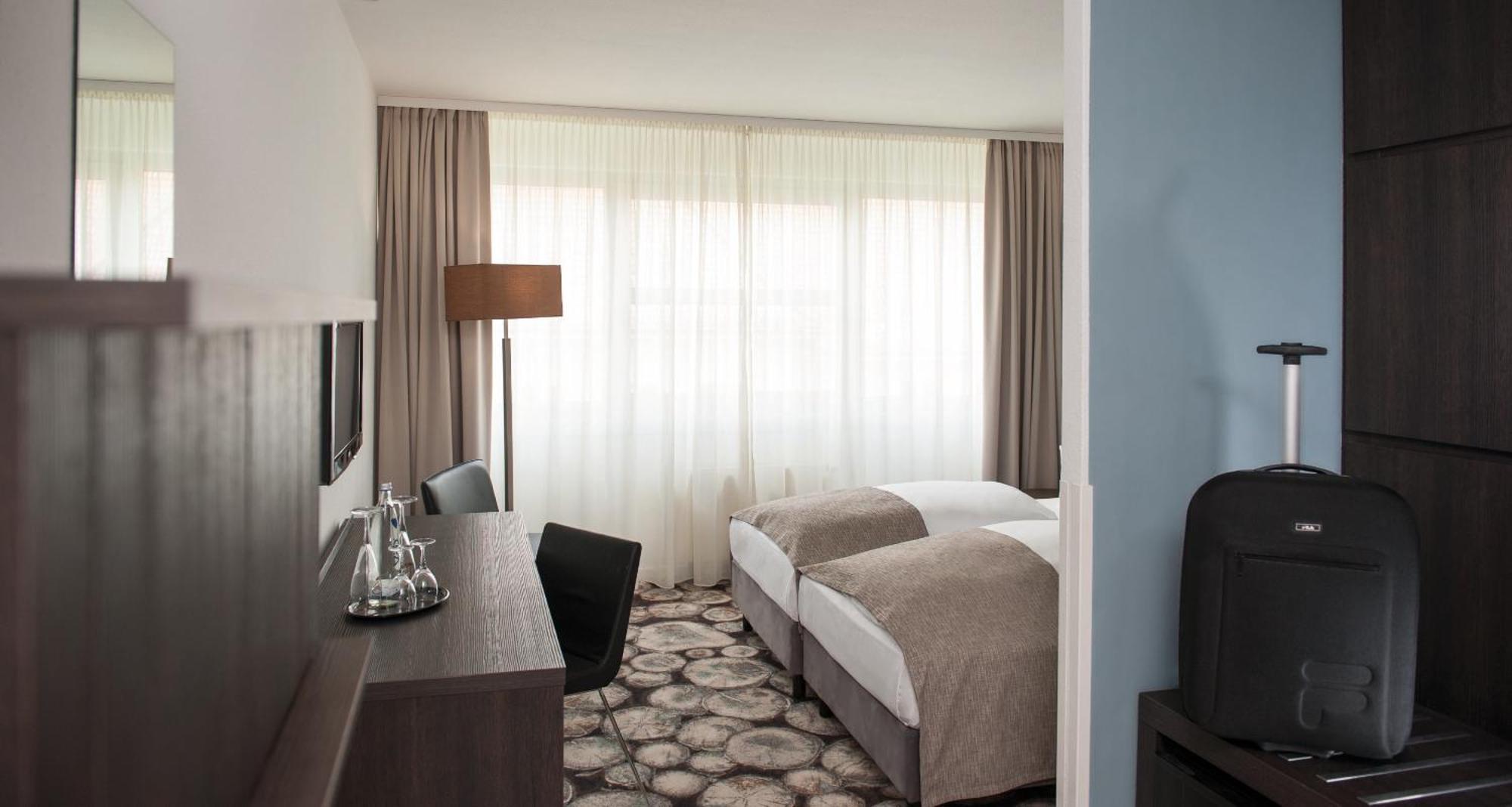Victor'S Residenz-Hotel Berlin Tegel Εξωτερικό φωτογραφία