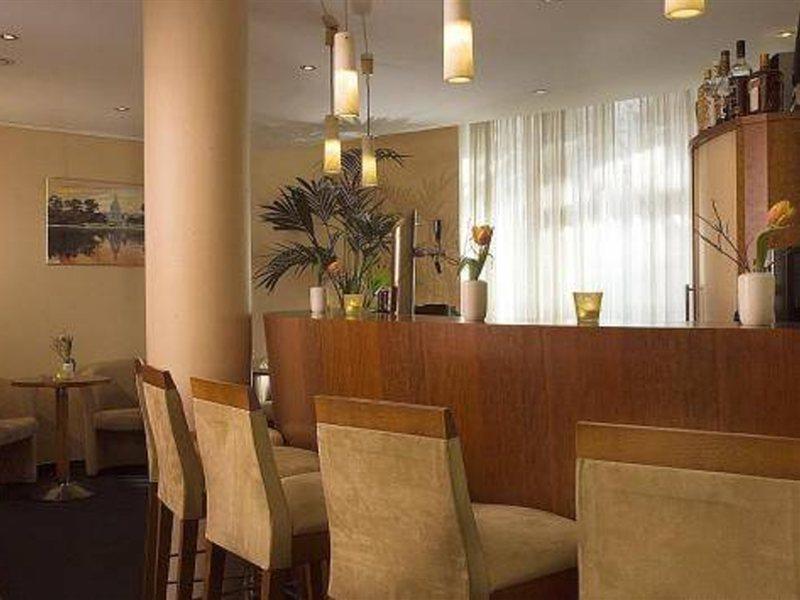 Victor'S Residenz-Hotel Berlin Tegel Εστιατόριο φωτογραφία