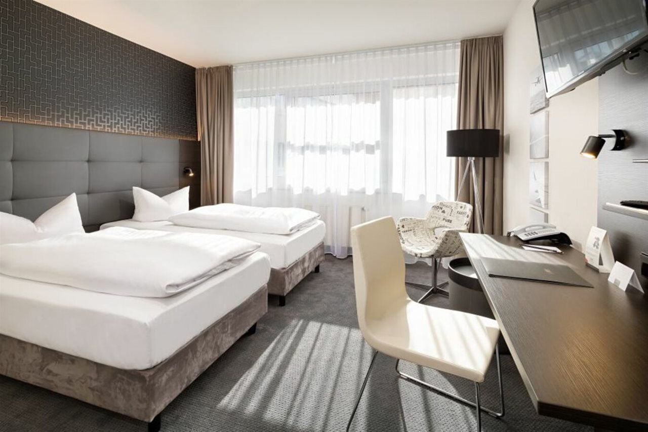 Victor'S Residenz-Hotel Berlin Tegel Εξωτερικό φωτογραφία